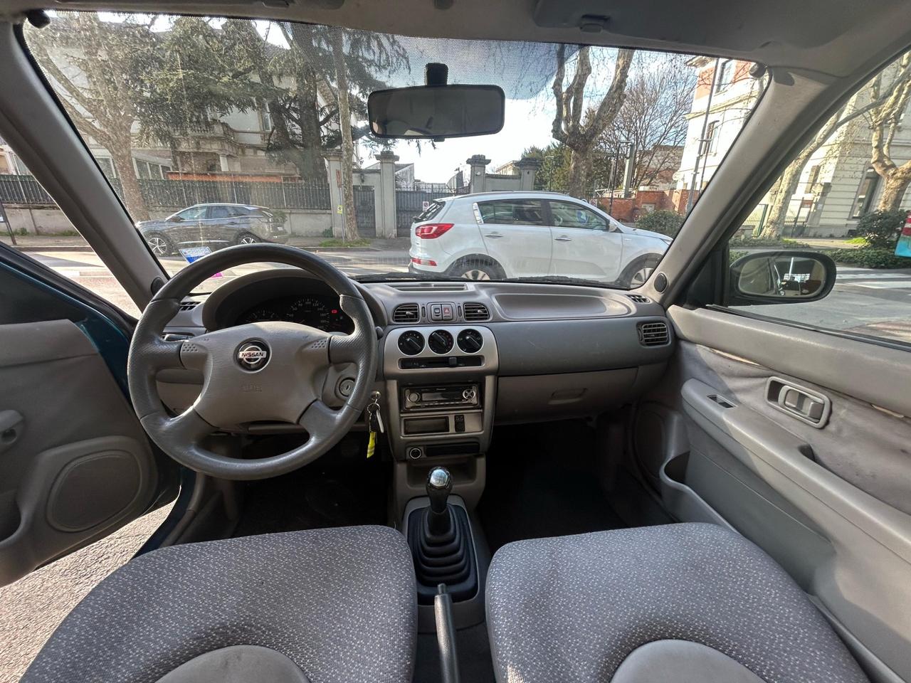 Nissan Micra 1.0i 16V cat 3 porte Luxury NEOPATENTATI