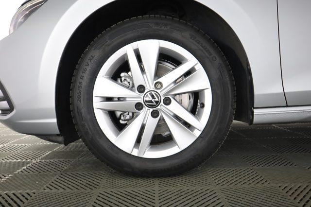 VOLKSWAGEN Golf Golf 1.0 eTSI EVO DSG Life