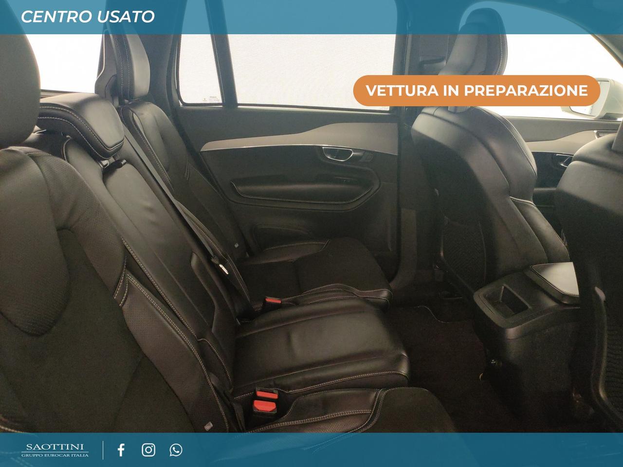 2.0 d5 R-Design awd 235 CV 7 p. Geartronic