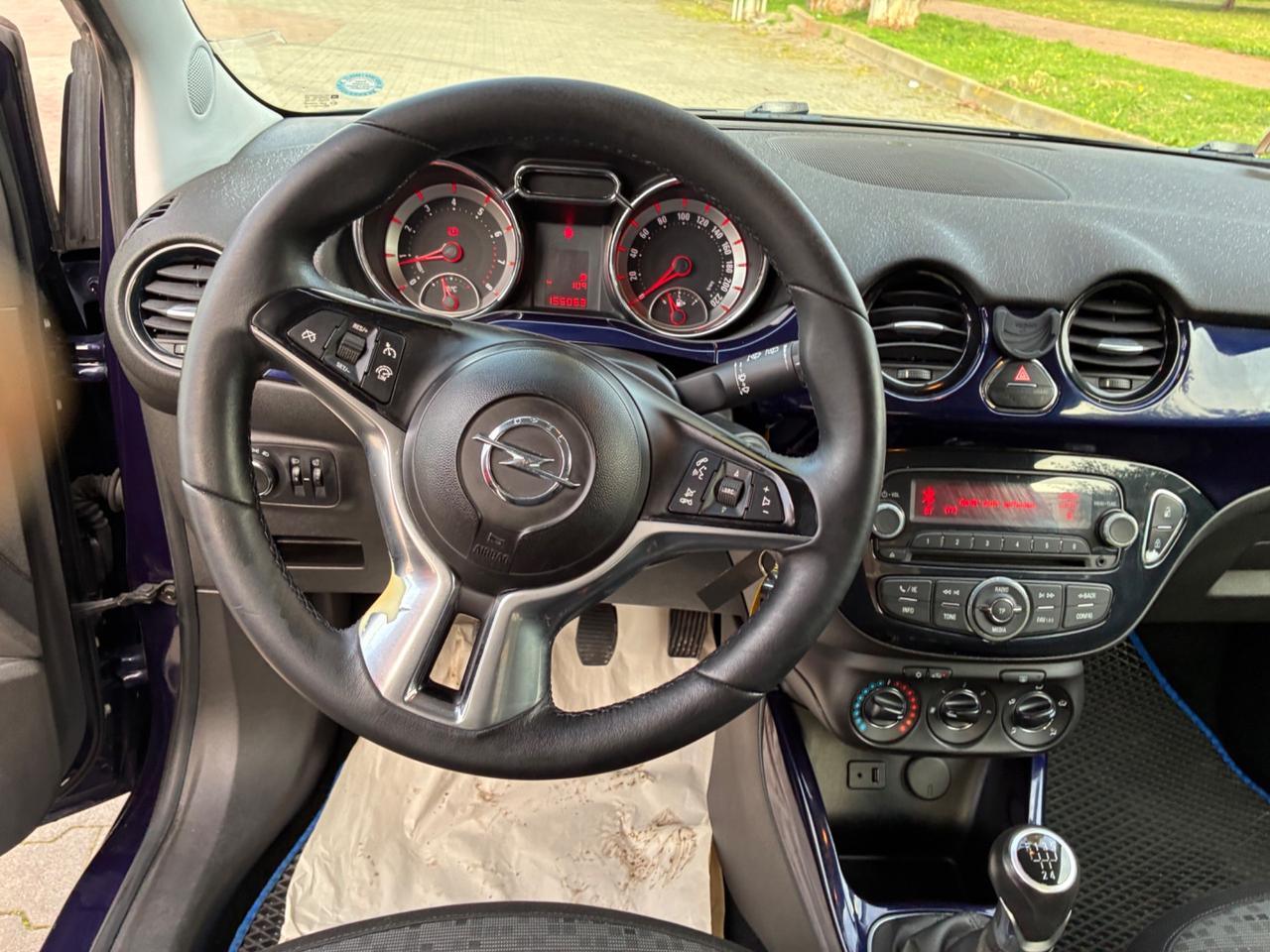 Opel Adam 1.2 70 CV White/Black Link