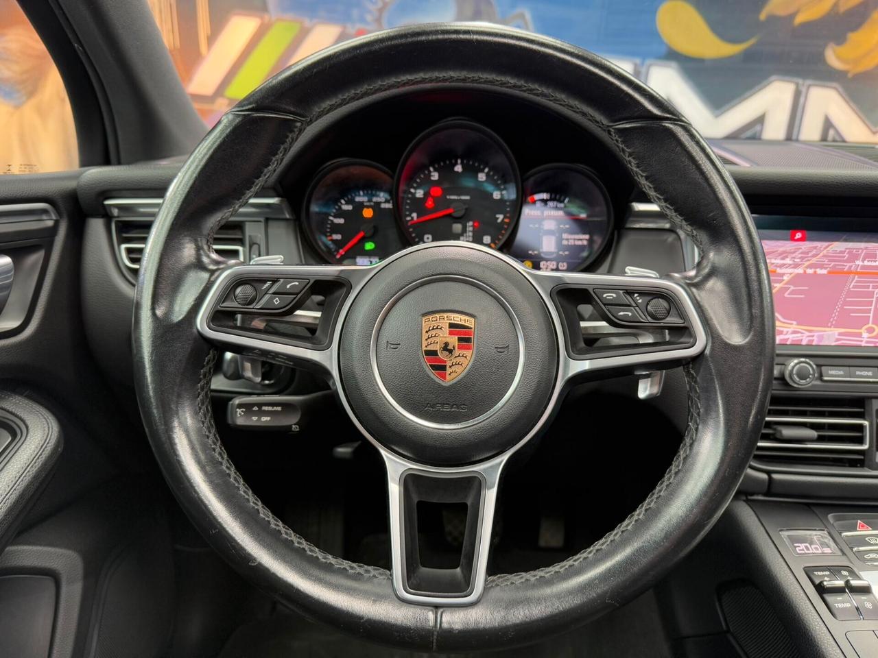 Porsche Macan 2.0 (810)