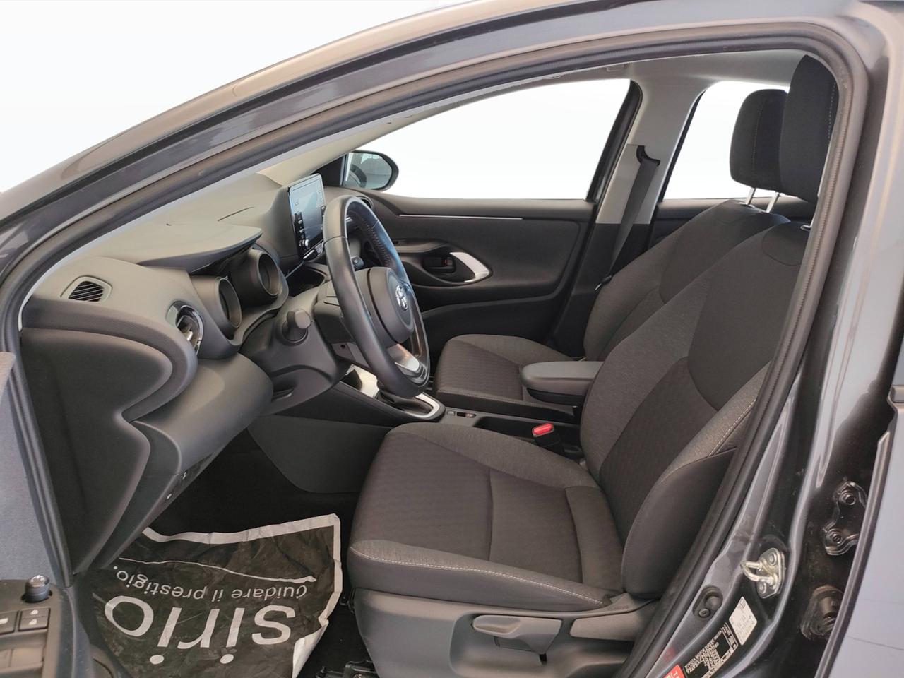 TOYOTA Yaris IV 2020 - Yaris 1.5h Trend