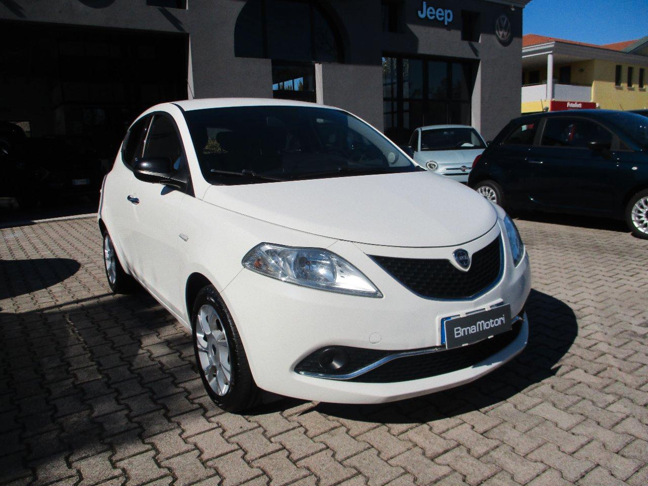 Lancia Ypsilon 5 Porte Ypsilon 1.2 Gold 69cv OK NEOPAT./Sensori/Bluetooth