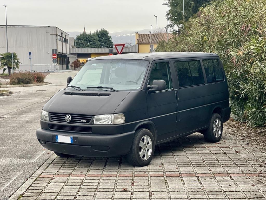Volkswagen T4 Multivan 2.5 TDI 102 cv 7 posti