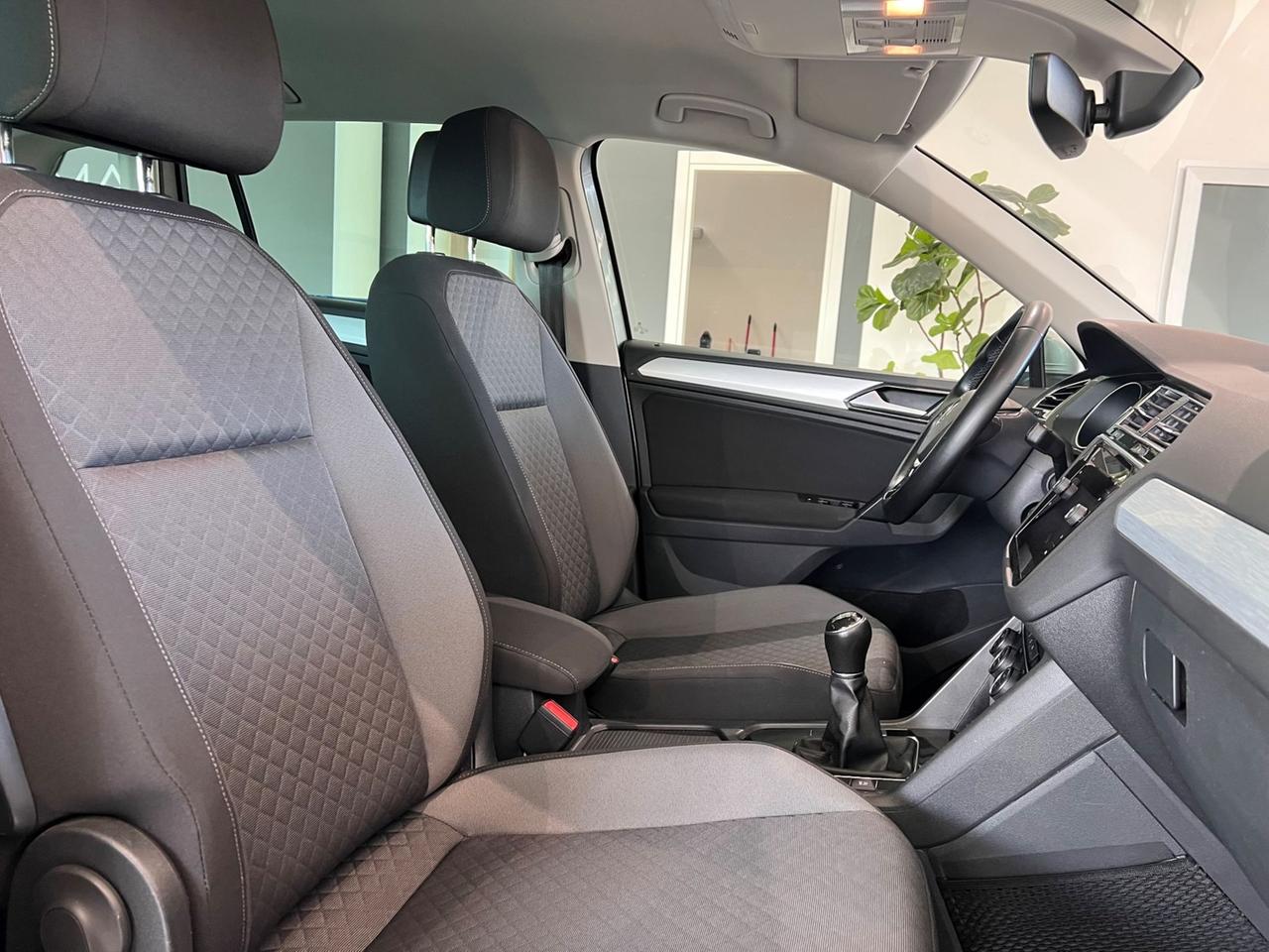 VOLKSWAGEN Tiguan II 2016 1.4 tsi Business 125cv - TAGLIANDI CERTIFICATI