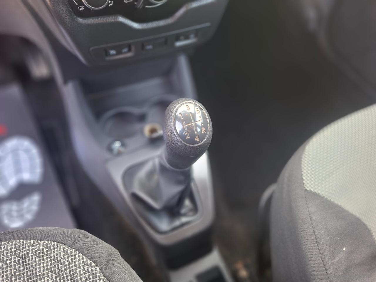 DACIA Dokker 1.6 8V 100 CV S&S SS GPL Lauréate Family