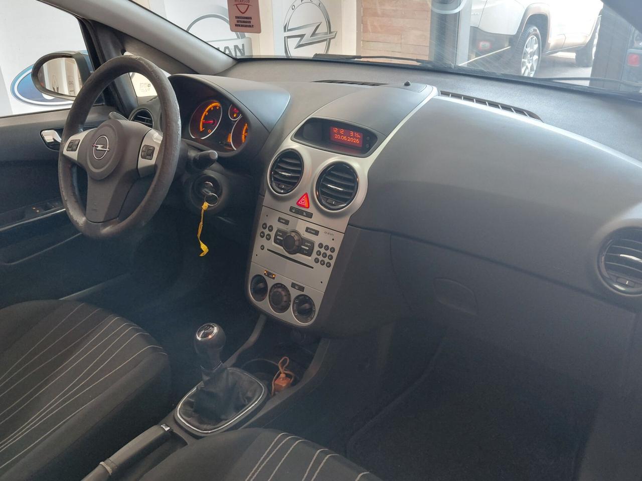 Opel Corsa 1.2 5 porte soli 118000 km