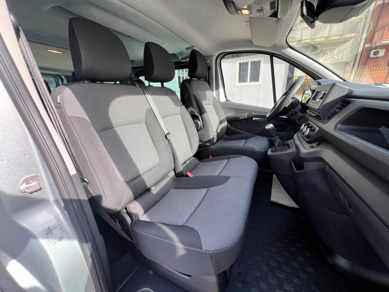 Renault Trafic BluedCi 150CV MY 24 9 POSTI PC-TN Authentic