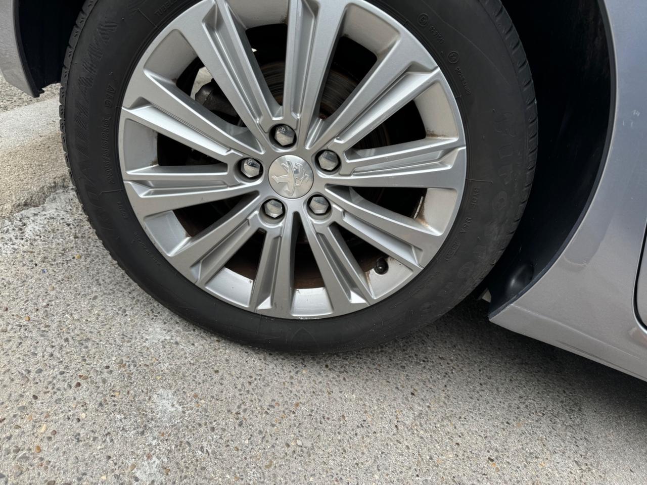 Peugeot 308 PureTech Turbo 130 S&S Allure CON Finanziamento In sede