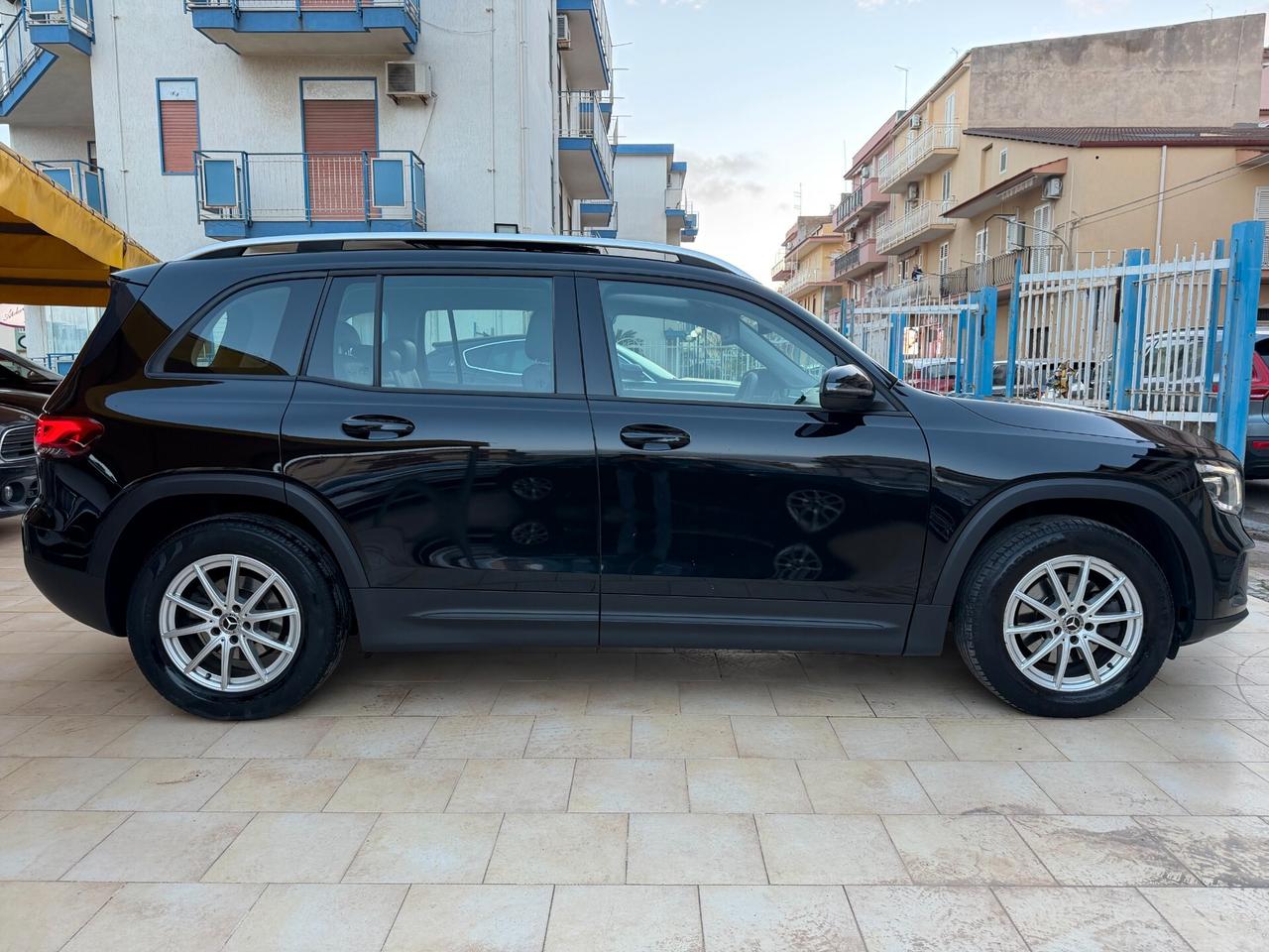 Mercedes-benz GLB - Automatic TETTO APRIBILE - LED - WIDESCREEN