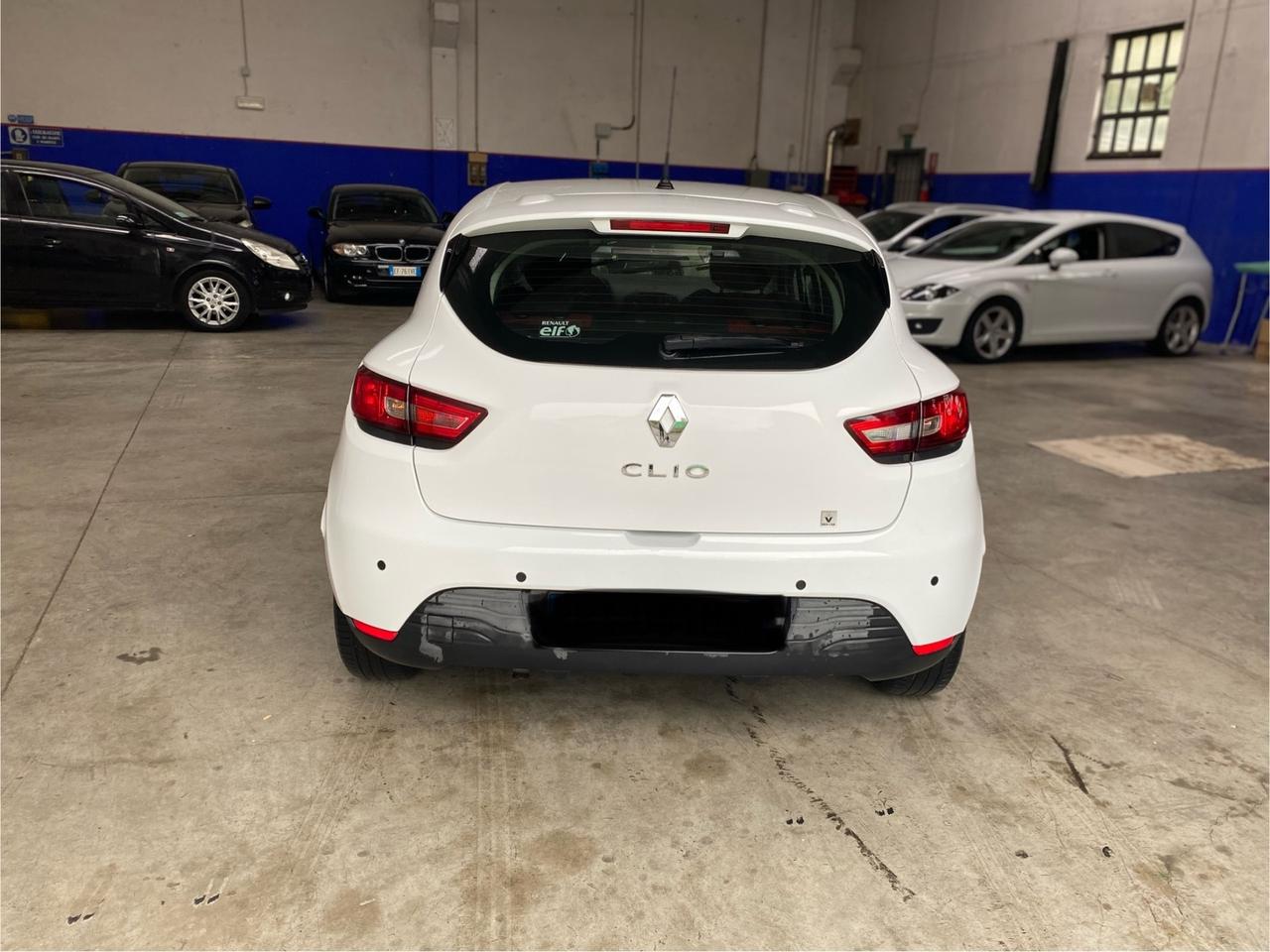 Renault Clio 1.2 75CV GPL 5 porte neopatentati