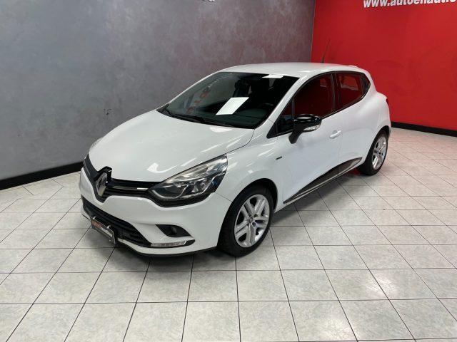 RENAULT Clio 1.2 75CV 5 porte Limited-IDEALE PER NEOPATENTATI