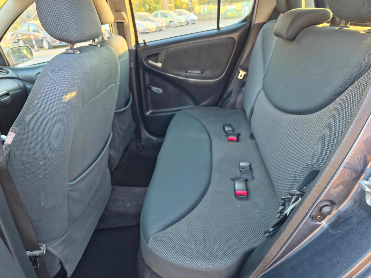 Toyota Yaris 1.0i 16V cat 5 CV-65 porte Blue 2004-E4 Manuale NEO