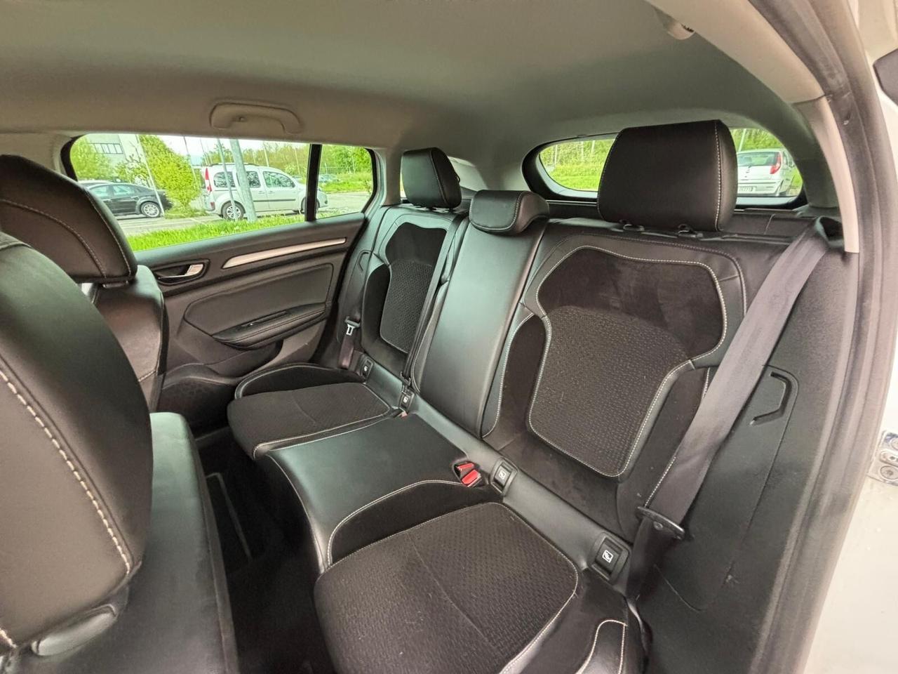 Renault Megane Mégane Sporter dCi 8V 110 *Aitomatik*