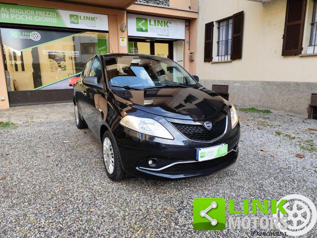 LANCIA Ypsilon 1.2 69 CV 5 porte GPL Ecochic Silver NEOPATENTATI