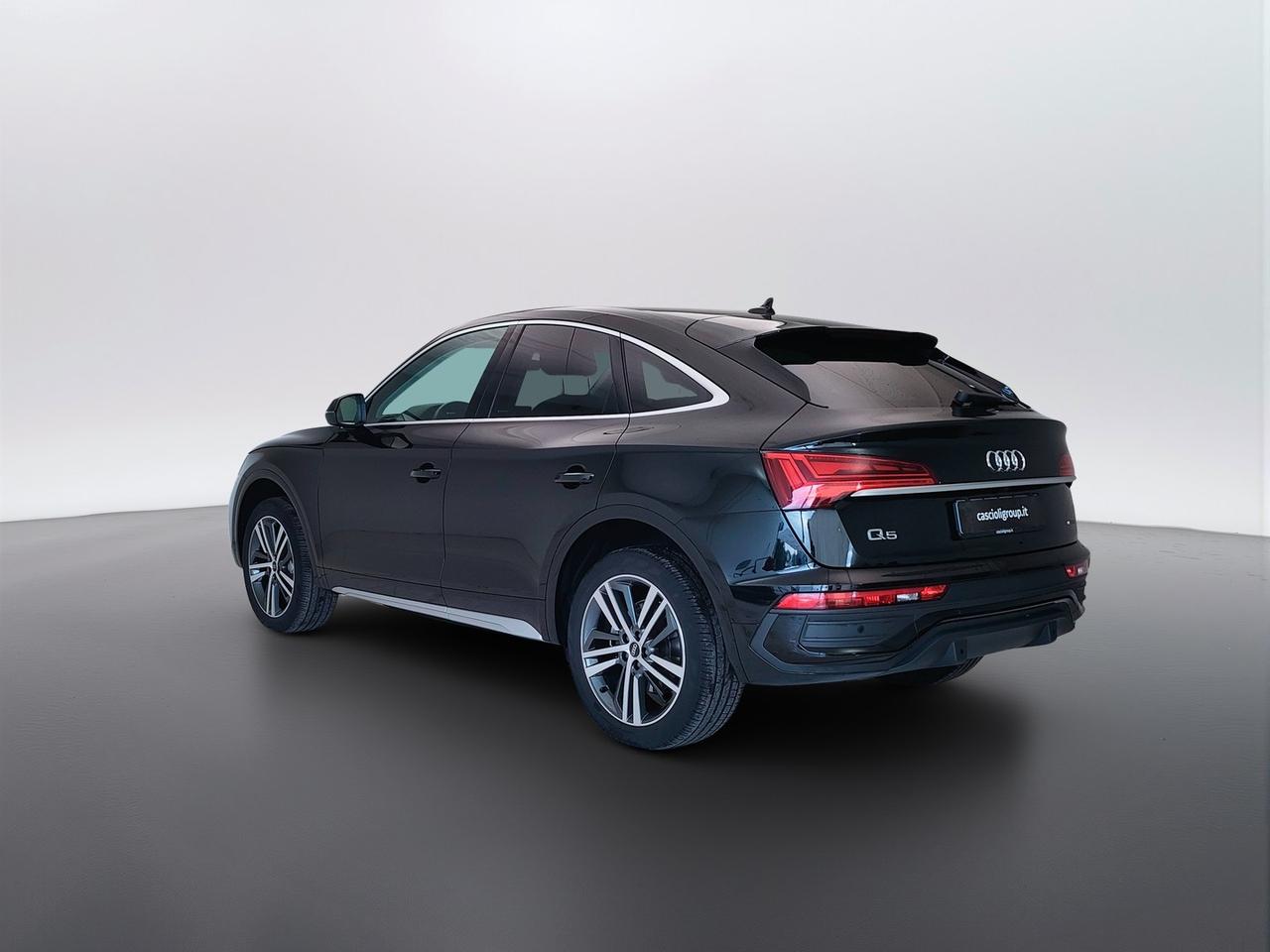 AUDI Q5 I Sportback 2021 - Q5 Sportback 40 2.0 tfsi mhev 12V Business Advanced quattro s-tronic