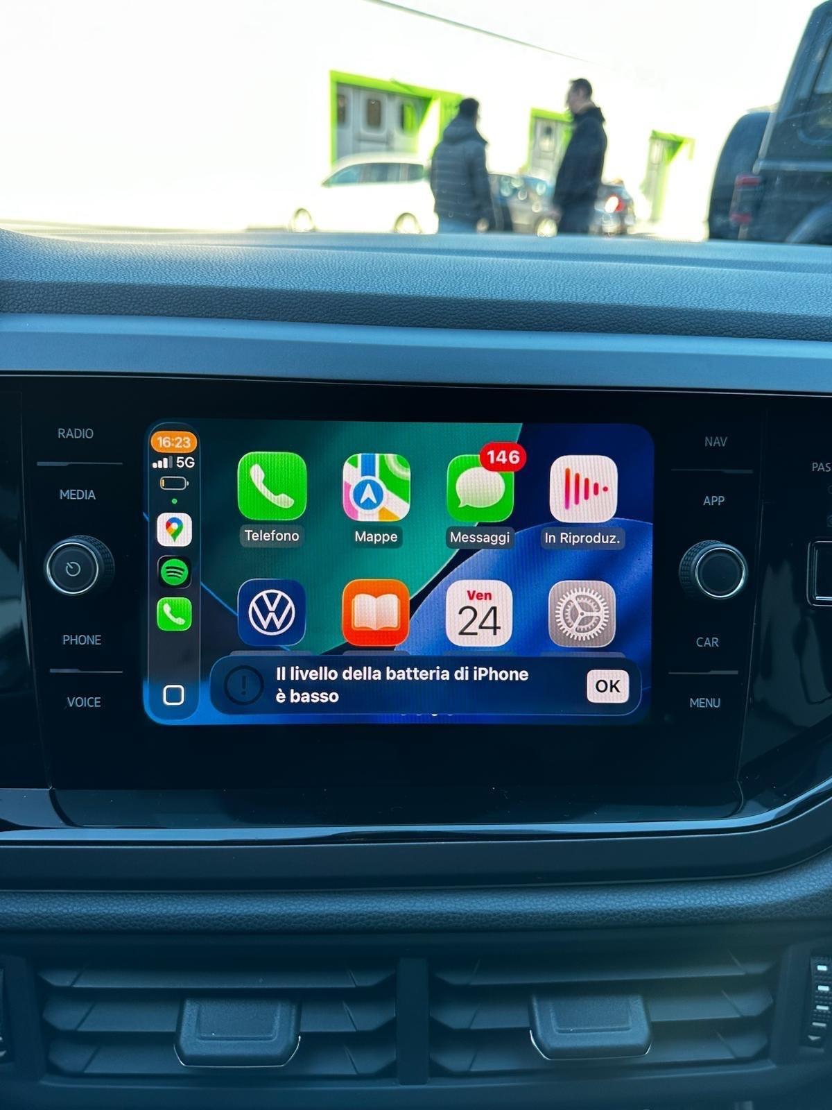 Volkswagen Polo 1.0 TSI R-Line ADATTA A NEOPATENTATI