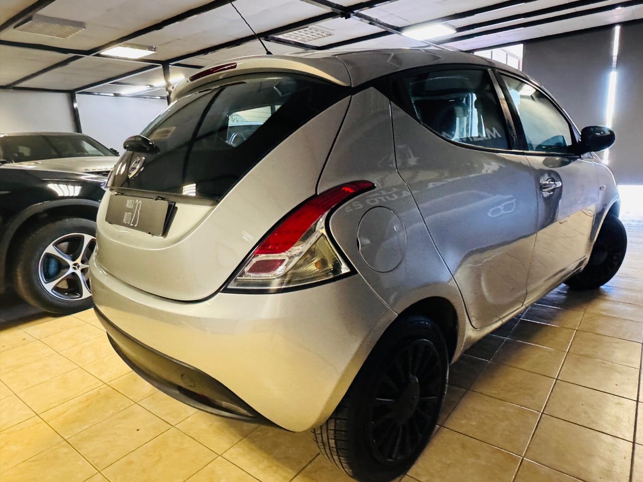 Lancia Ypsilon 1.3 MJT 16V 95 CV 5 porte S&S Platinum