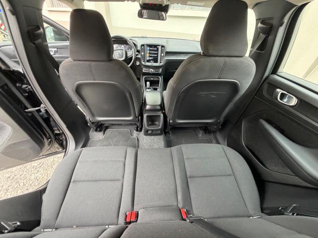 VOLVO XC40 IN PROMO!!!!!!!!BENZINA Geartronic Momentum Core
