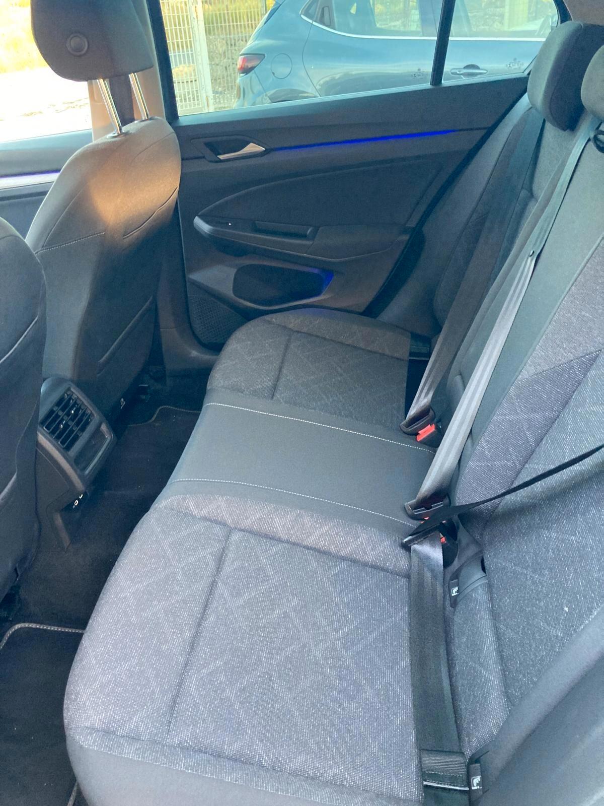 Volkswagen Golf 2.0 TDI SCR Style