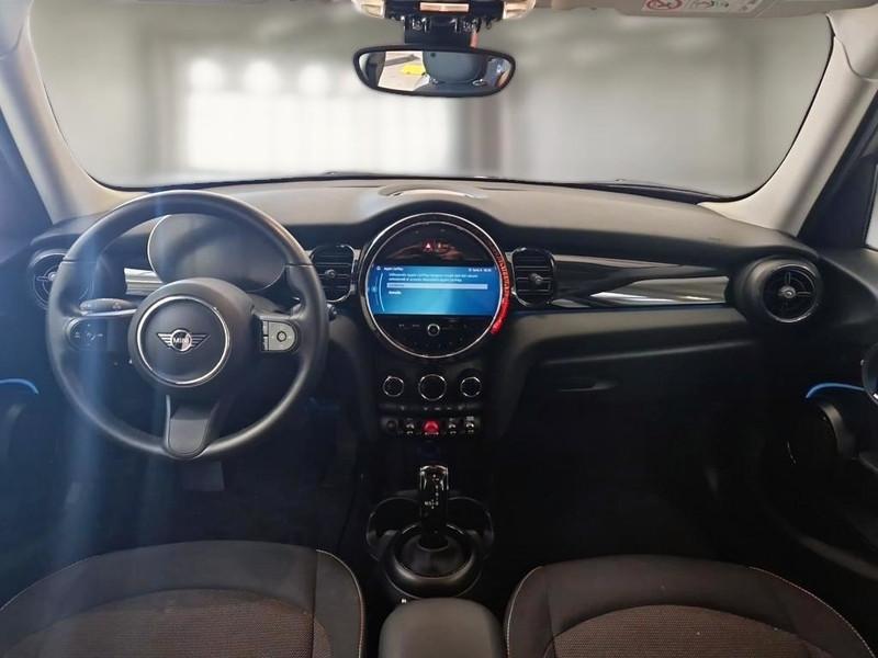 MINI COOPER CLASSIC AUTO 5 PORTE BERLINA