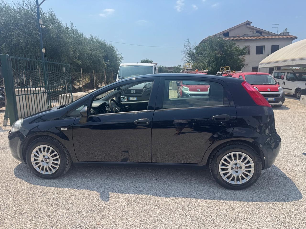 Fiat Punto 1.3 MJT II S&S 95 CV 5 porte Street