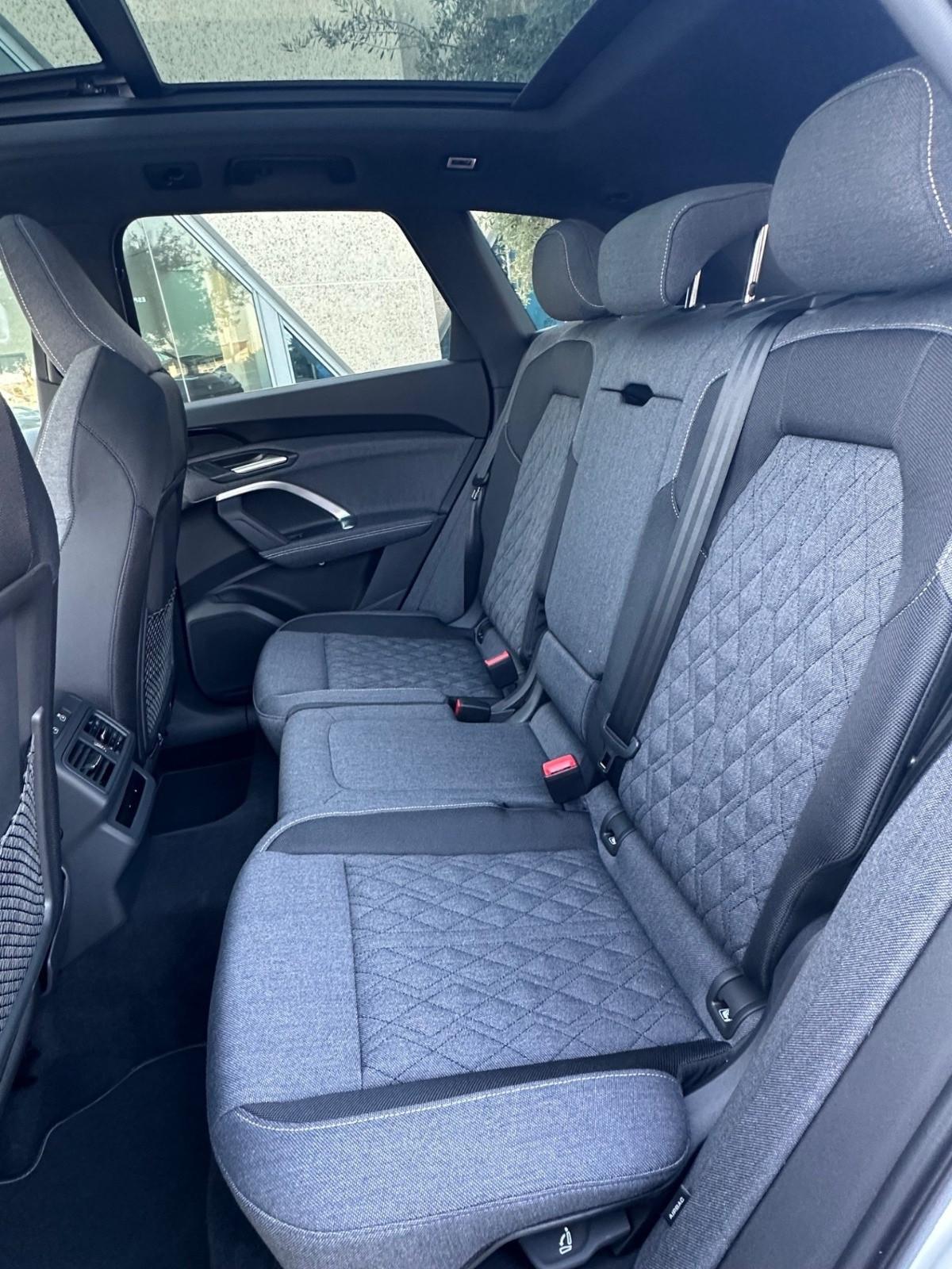 Audi Q5 2.0 tdi Sline Possibilità noleggio no scoring