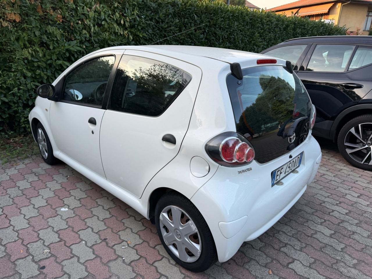 Toyota Aygo 1.0 12V VVT-i 5 porte Sol Connect