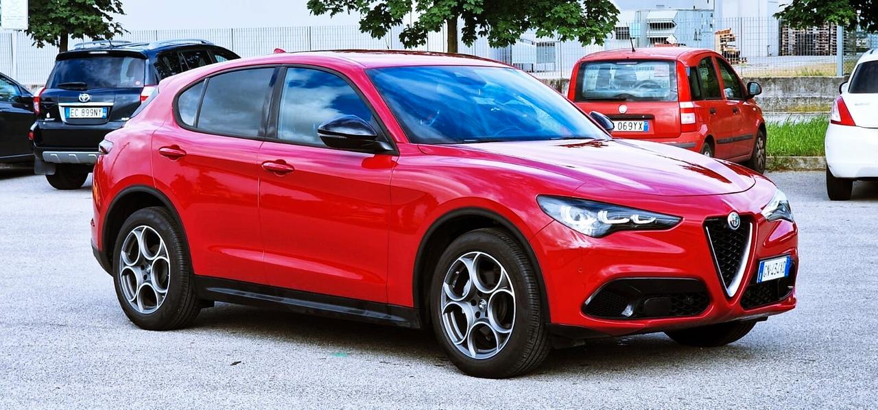 Alfa Romeo Stelvio 2.2 Turbodiesel 160 CV AT8 RWD Super