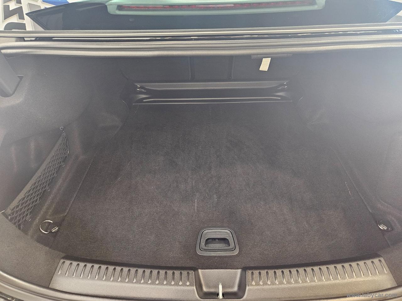 MERCEDES-BENZ E 220 d Mild hybrid Advanced