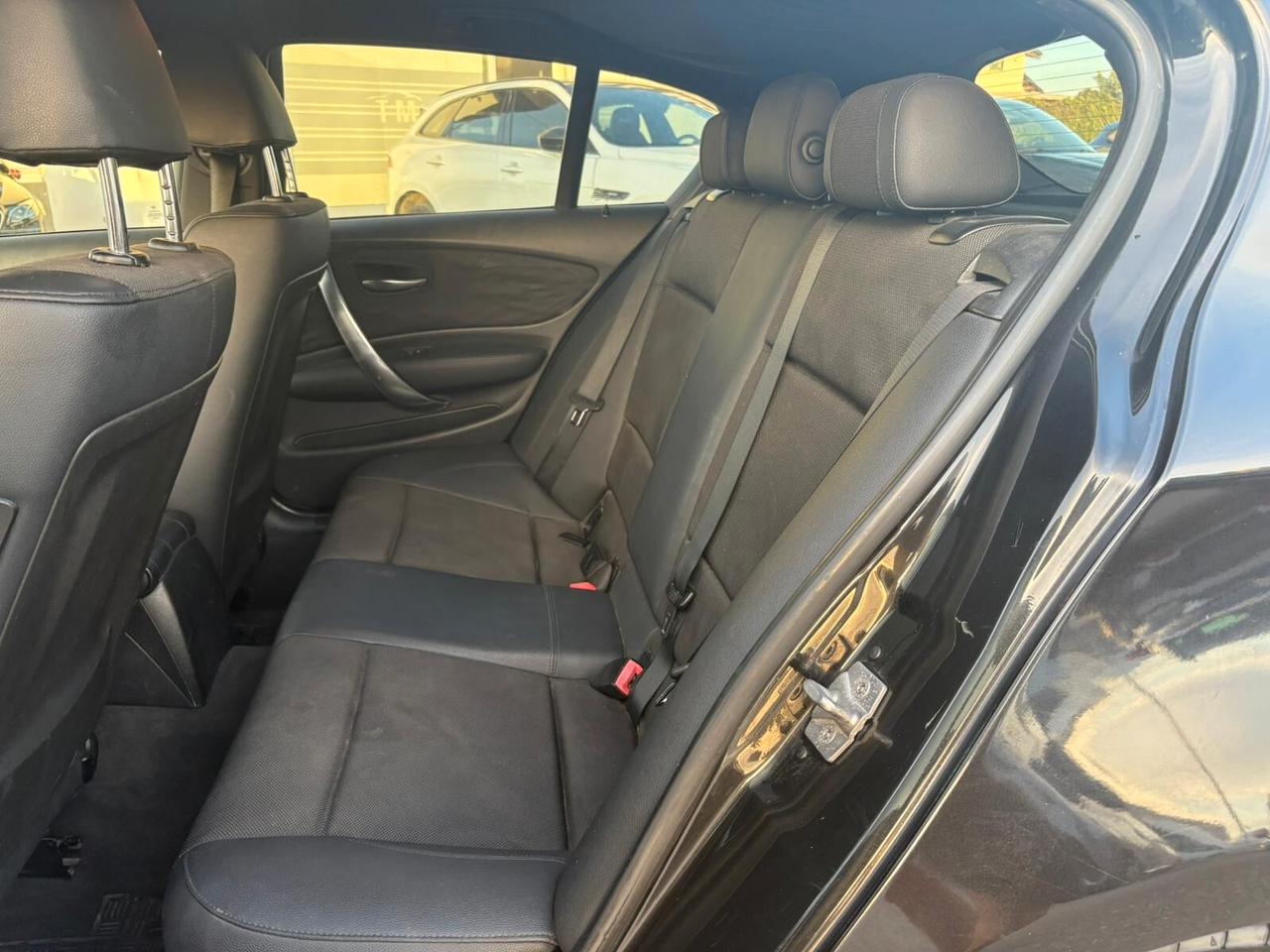 Bmw 118d 2.0 143CV cat 5 porte Futura DPF
