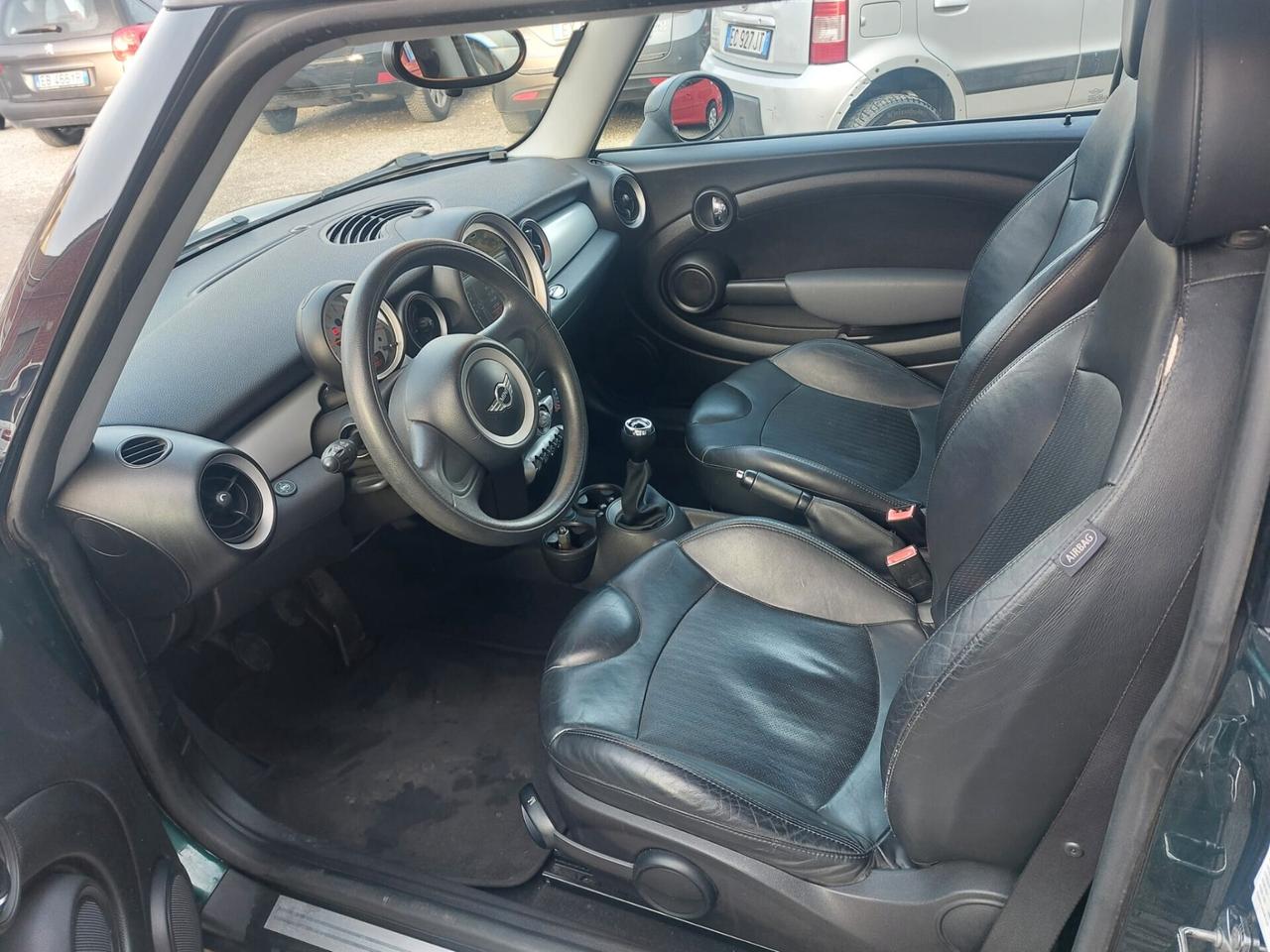 Toyota Verso-S 1.3 MT Lounge TENUTA BENISSIMO