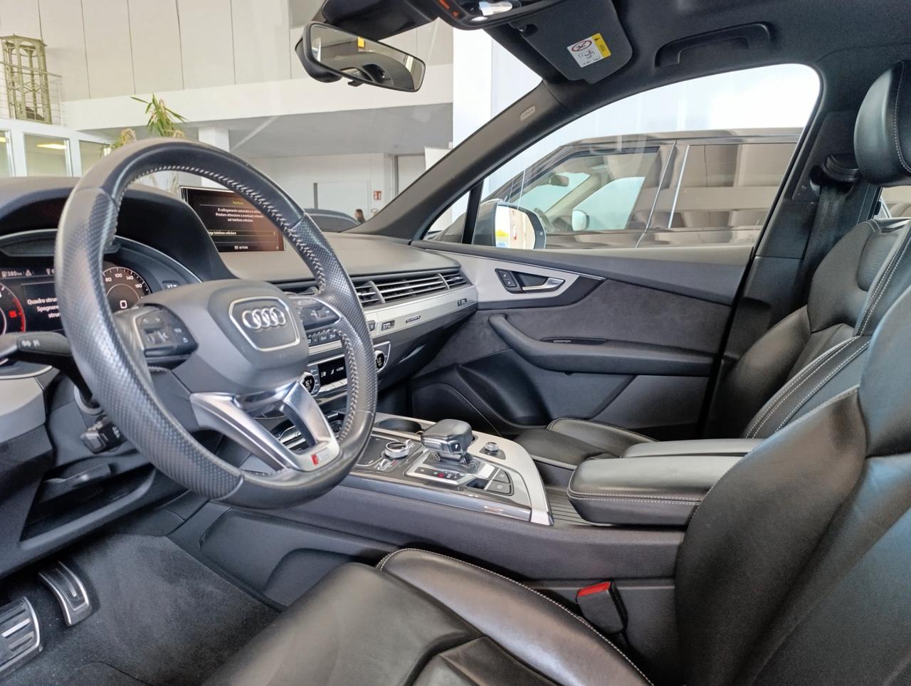 Audi Q7 3.0 tdi ultra Business Plus quattro tiptronic