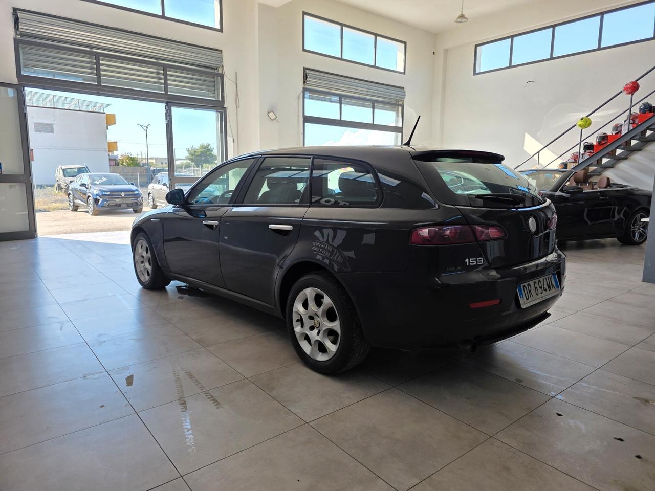 Alfa Romeo 159 1.9 JTDm 16V Sportwagon Distinctive