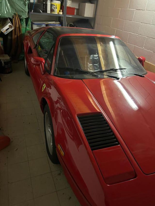 FERRARI 208 GTS Carburatori