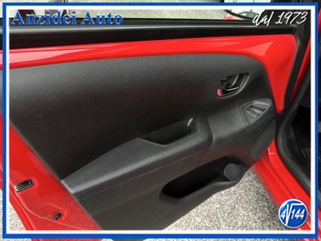 CITROEN C1 1.0 VTi 72 5 porte Shine Carplay