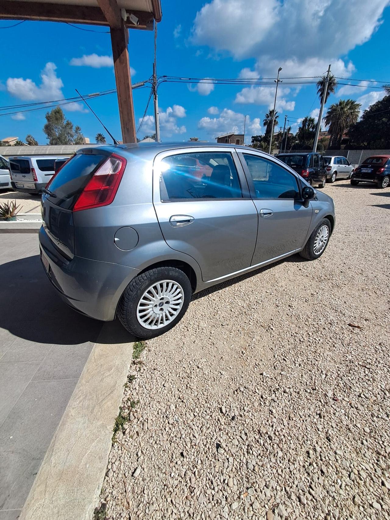 Fiat Grande Punto 1.3 MJT 75 CV 5 porte Dynamic