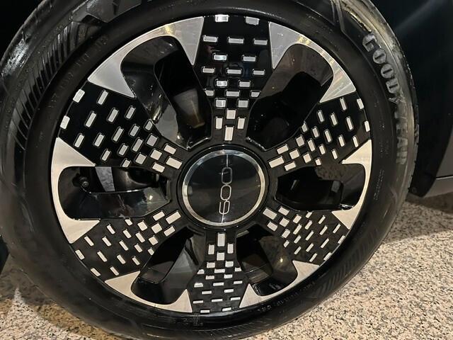 Fiat 600 Hybrid 100 CV DCT MHEV La Prima