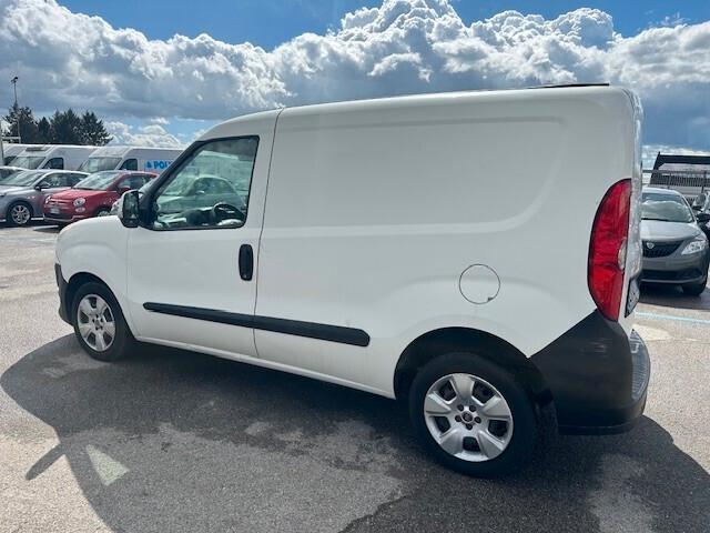 Fiat Doblo 1.6 mjt 105cv E5 IVA ESCLUSA