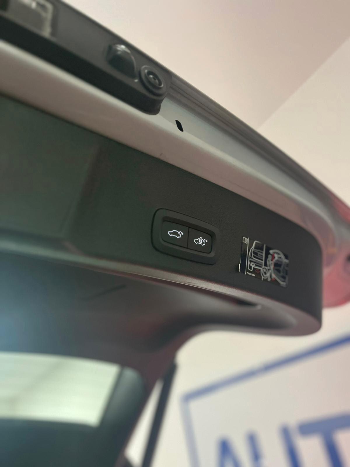 Volvo XC40 T4 Recharge Plug-in Hybrid Inscription Expression