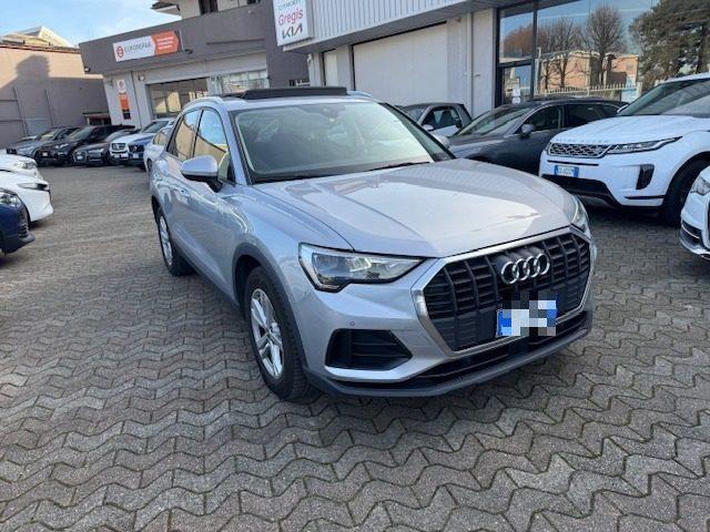 AUDI Q3 2.0 TDI 150 CV S tronic Business TETTO PANORAMICO