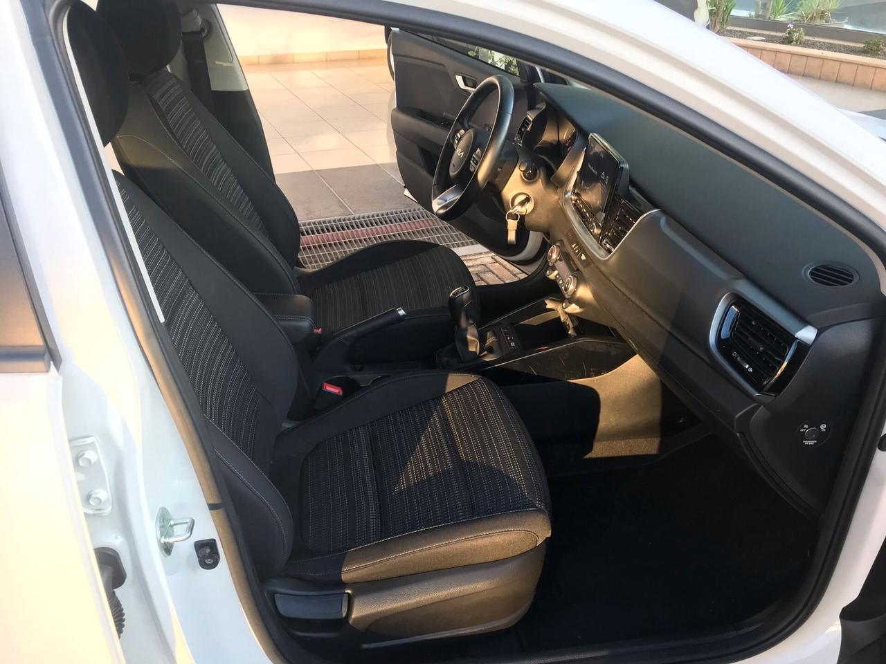 Kia Stonic 1.0 T-GDi 100 CV MHEV MT Style