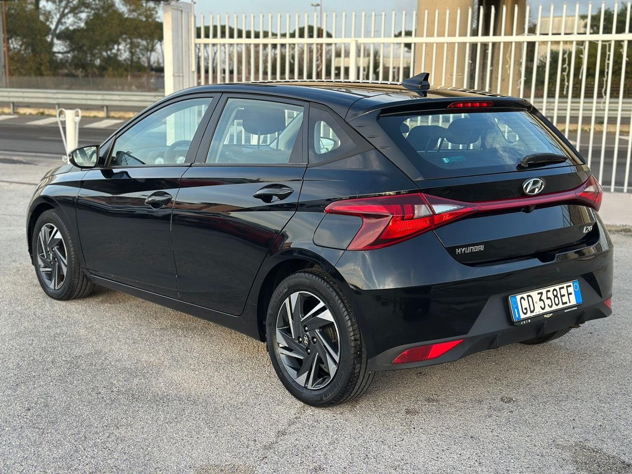 Hyundai i20 2020 1.2 84CV 5 Connectline STUPENDA