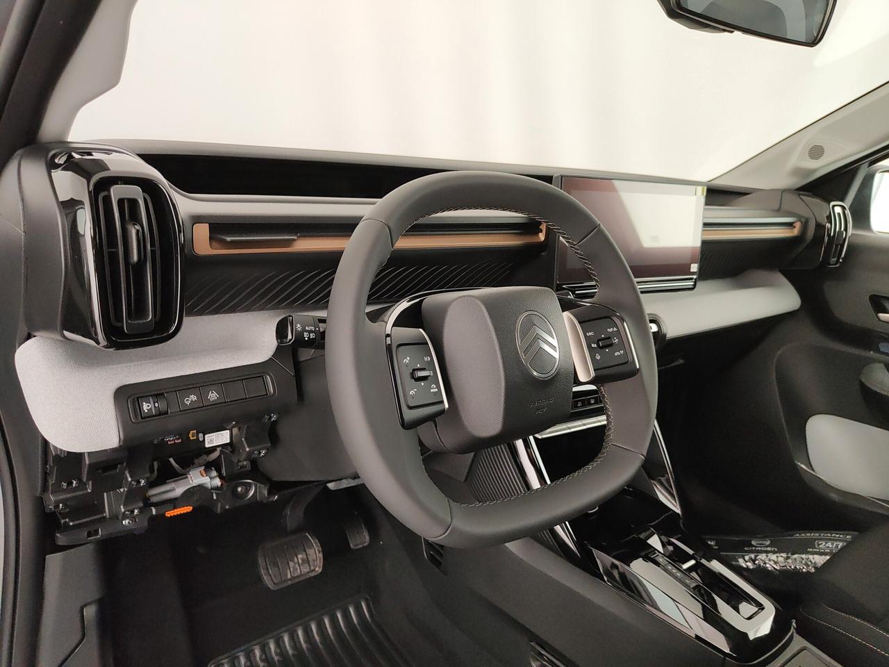 Citroen C3 Aircross motore elettrico 113 CV Plus