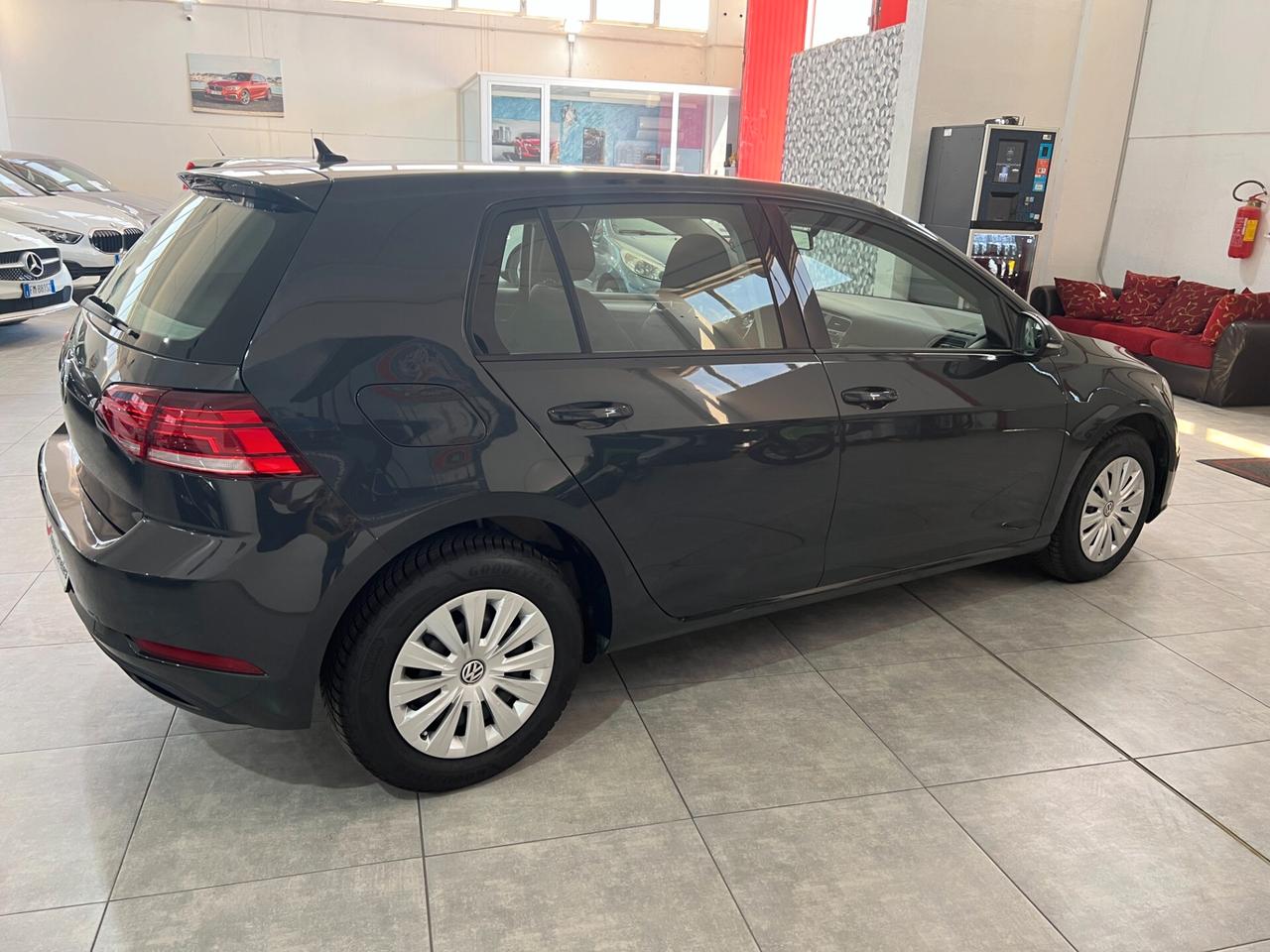 Volkswagen Golf 1.6 116 CV - EXECUTIVE - 2019
