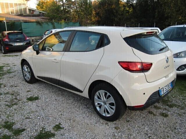 Renault Clio 1.2 75CV 5 porte unipropr. anche neopat.