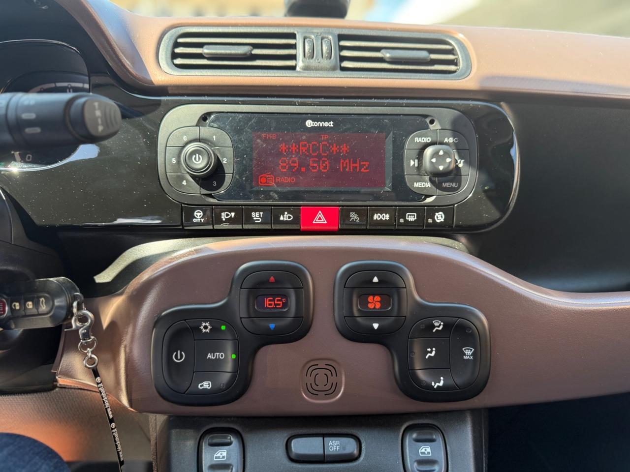 Fiat Panda 1.0 FireFly S&S Hybrid Trussardi