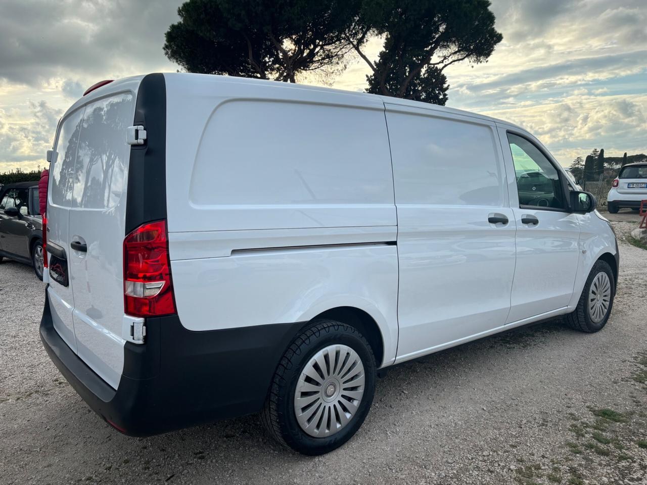 MERCEDES VITO 119 CDI AUTOMATICO 4x4 EURO 6B