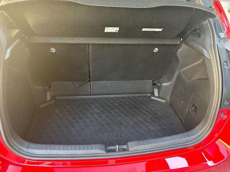 Toyota Yaris Hybrid Style MY22