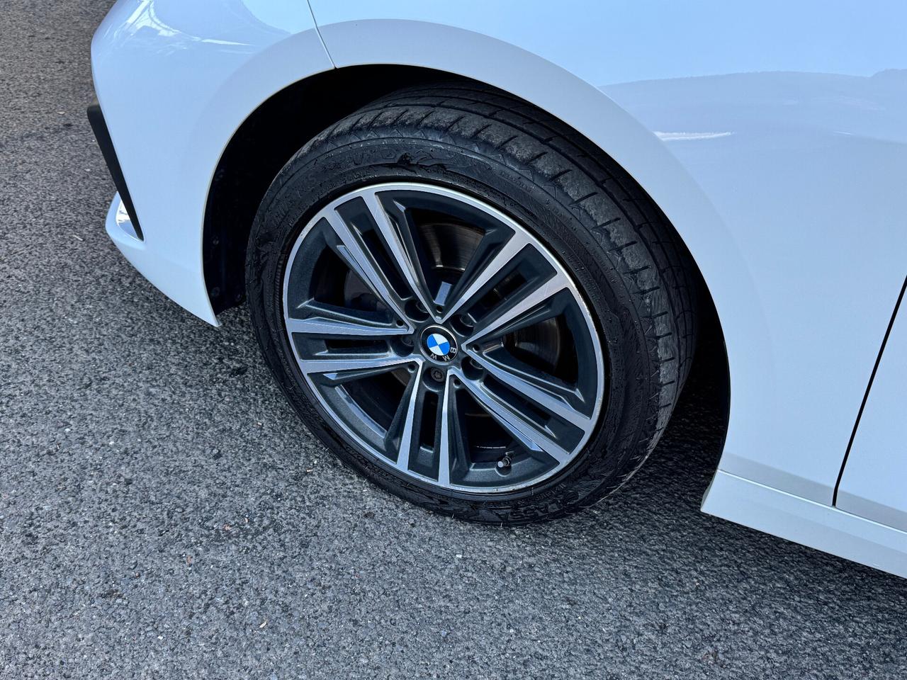 Bmw 118 118d 5p. Business Advantage